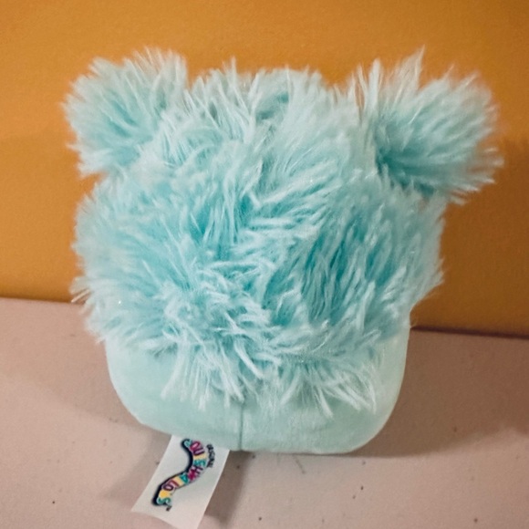 Nwt HTF 👣 5" Joelle Blue Bigfoot  Squishmallow Yeti - Picture 3 of 3